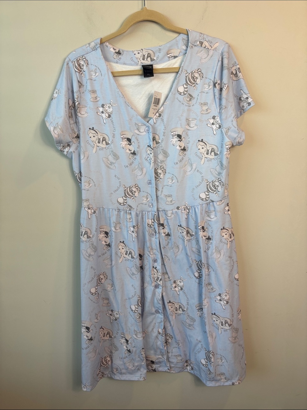 Disney Alice in Wonderland button front dress women size XL
